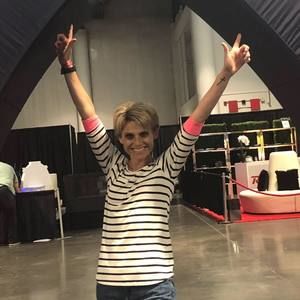 Meet your Posher, Jennifer